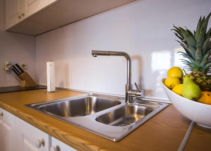 Zlatna Bura * Макарська