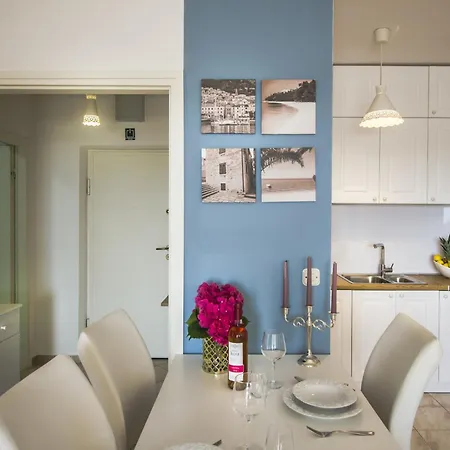 Zlatna Bura Apartman *